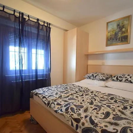 Vina Apartman